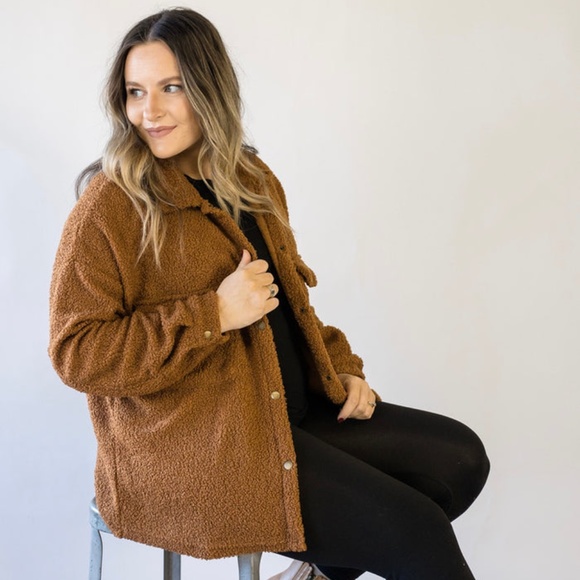 Shacket - Picture 1 of 4